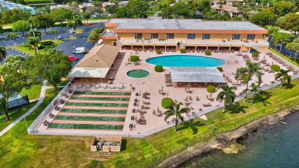 Pembridge At Lakes Of Delray, 15234 Lakes Of Delray Blvd #276, Delray Beach, Florida 33484, image 1