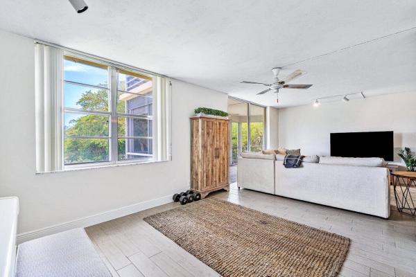 Boca Teeca, 6000 NW 2nd Ave #3380, Boca Raton, Florida 33487, image 2