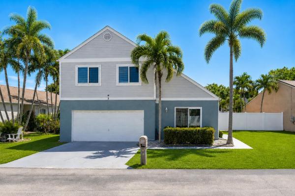 Boynton Lakes North, 3 Meriden Way, Boynton Beach, Florida 33426, image 3