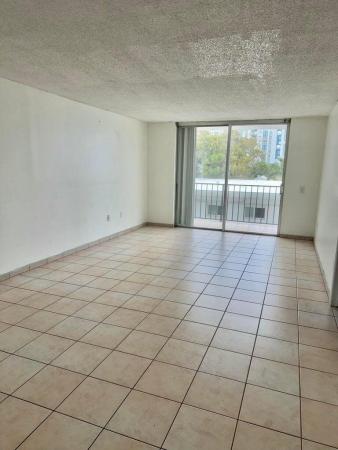 Byron East, 7601 Byron Ave #3c, Miami Beach, Florida 33141, image 1