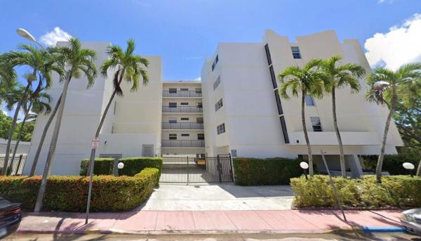 Byron East, 7601 Byron Ave #3C, Miami Beach, Florida 33141, image 1