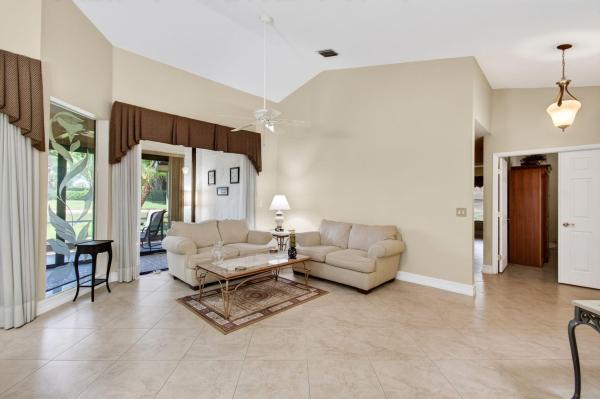 Waterford At Aberdeen, 7481 Hearth Stone Ave, Boynton Beach, Florida 33472, image 2