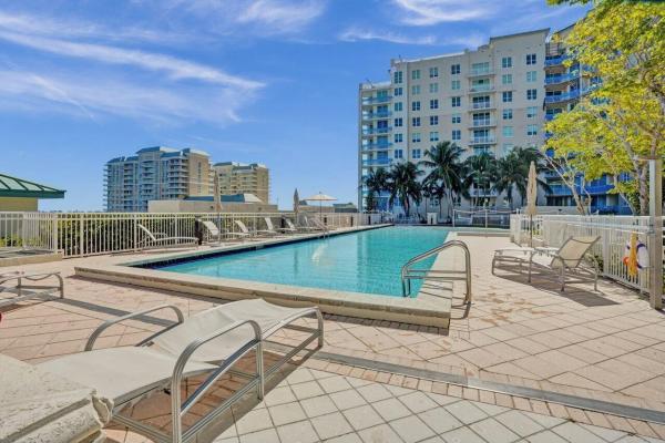 Casa Costa, 350 N Federal Hwy #903, Boynton Beach, Florida 33435, image 2