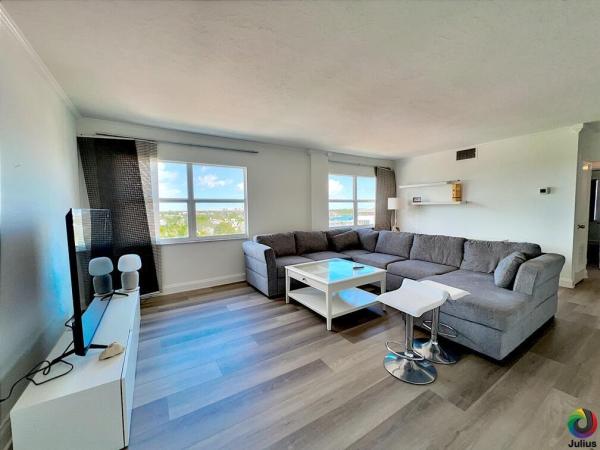 Horizon House, 2555 NE 11th St #809, Fort Lauderdale, Florida 33304, image 3