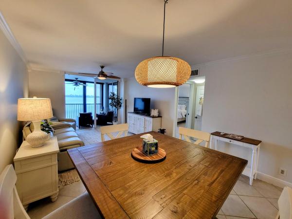 Lake Emerald, 111 Lake Emerald Dr #406, Oakland Park, Florida 33309, image 1