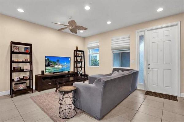 Cascada Isle, 2930 Cascada Isles Way, Cooper City, Florida 33024, image 3