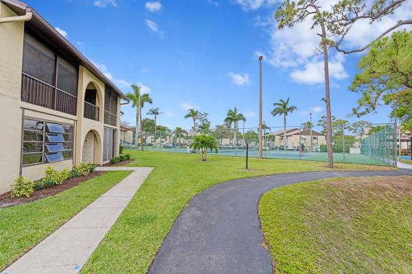 Pine Ridge 3, 336 Pine Ridge Cir #B-1, Greenacres, Florida 33463, image 1
