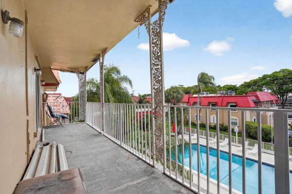 Brookfield Gardens, 495 SE 8th St #242, Deerfield Beach, Florida 33441, image 3