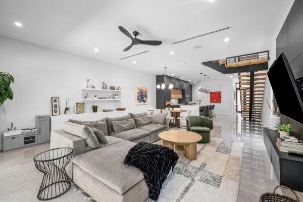 Villa Tria Doma, 1123 NE 12th Ave #A, Fort Lauderdale, Florida 33304, image 3