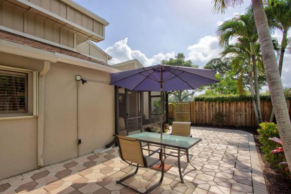 Lago West, 501 NW 132nd Ter, Plantation, Florida 33325, image 1