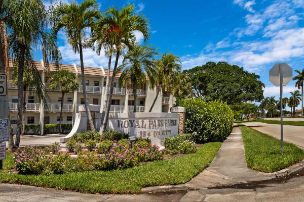 Royal Park Gardens 3, 6870 Royal Palm Blvd #202M, Margate, Florida 33063, image 3