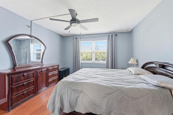 4760 Lucerne Lakes Blvd W #403, Lake Worth, Florida 33467, image 3