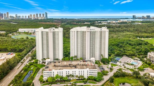 One Fifty One At Biscayne, 14951 Royal Oaks Ln #505, North Miami, Florida 33181, image 1