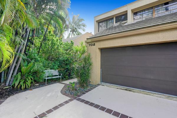 Land's End, 702 Saint Albans Dr, Boca Raton, Florida 33486, image 2