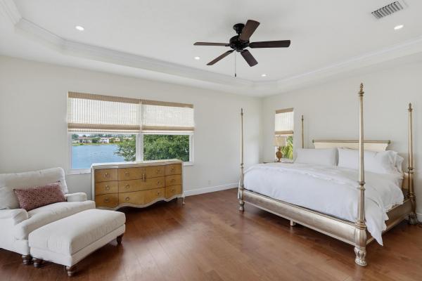 731 Edgebrook Ln, West Palm Beach, Florida 33411, image 1