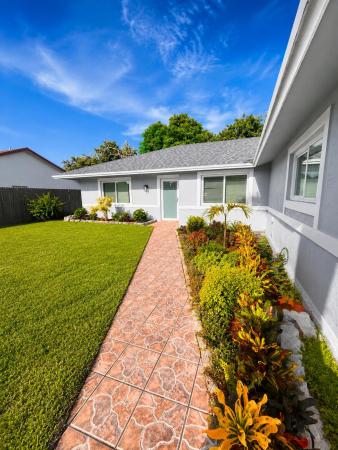 7434 Thatcher Ave, Lake Worth, Florida 33462, image 3