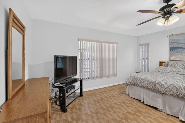 Palm Chase, 10546 Beach Palm Ct #B, Boynton Beach, Florida 33437, image 2