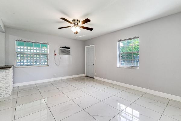 Lauderdale Manors, 1406 NW 11th St, Fort Lauderdale, Florida 33311, image 2