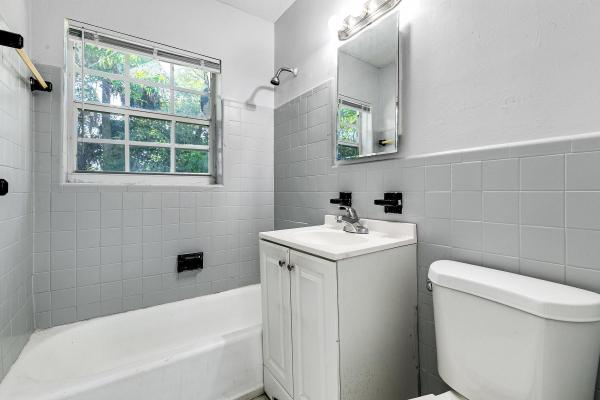 Lauderdale Manors, 1406 NW 11th St, Fort Lauderdale, Florida 33311, image 1