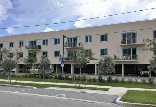 1558 NE 34th Ct #3c, Oakland Park, Florida 33334, image 1