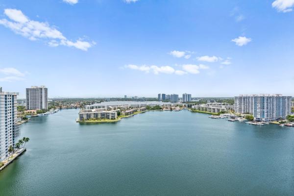 Admirals Port East, 2851 NE 183rd St #2117, Aventura, Florida 33160, image 1