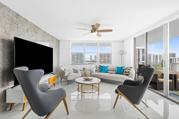 Admirals Port East, 2851 NE 183rd St #2117E, Aventura, Florida 33160, image 3