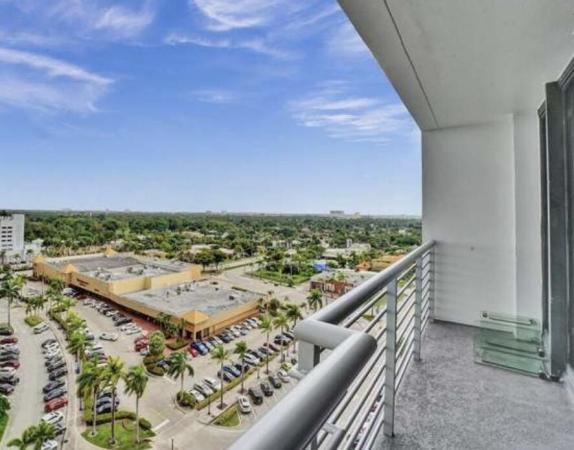 Home Tower, 1720 Harrison St #14H, Hollywood, Florida 33020, image 2