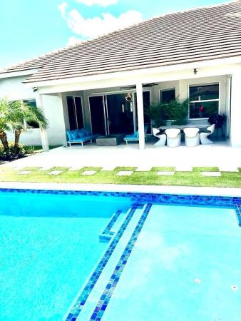 Majestic Pointe, 21510 Halstead Dr, Boca Raton, Florida 33428, image 1