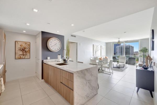 Tiffany House, 401 N Birch Rd #703, Fort Lauderdale, Florida 33304, image 2
