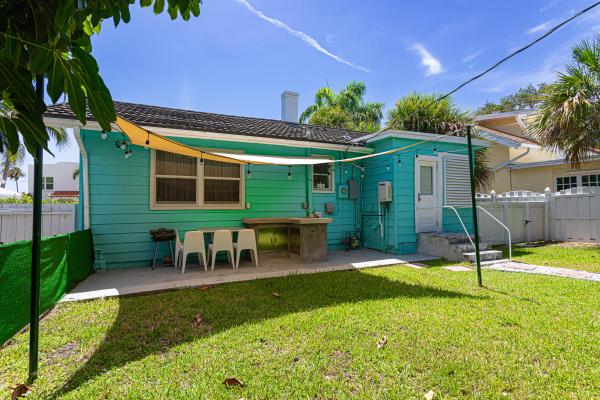 305 N Lakeside Dr, Lake Worth, Florida 33460, image 2