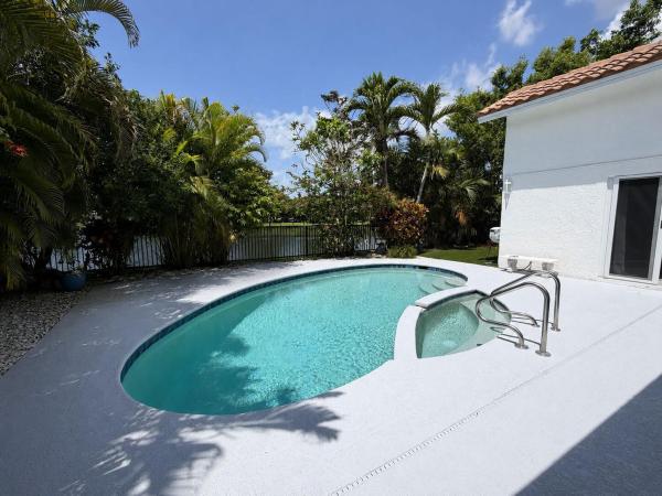 Boca Greens Country Club, 10562 N Fenway Pl, Boca Raton, Florida 33498, image 1