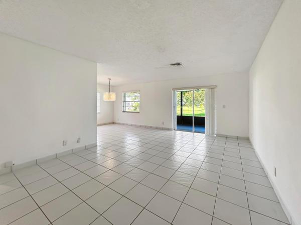 Delray Villas 4 & 5, 6091 Dusenburg Rd, Delray Beach, Florida 33484, image 3