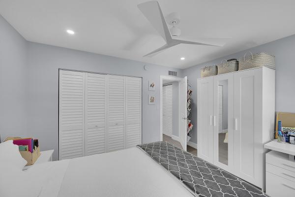 12870 Briarlake Dr #201, Palm Beach Gardens, Florida 33418, image 3