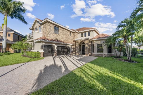 Versailles At Wellington, 10504 Vignon Ct, Wellington, Florida 33449, image 3