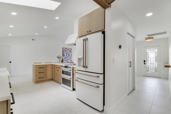 Tequesta Pines, 30 Chestnut Trl, Tequesta, Florida 33469, image 1