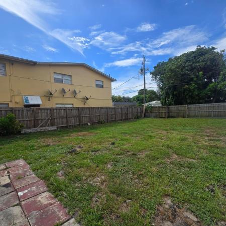 Royal Poinciana, 1844 Sheridan St, Hollywood, Florida 33020, image 3