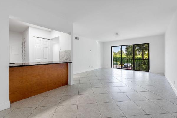 Pine Ridge North 2, 617 Sea Pine Way #D2, Greenacres, Florida 33415, image 3