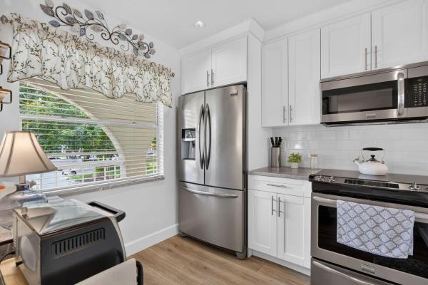 Bahama Village, 1211 Bahama Bnd #F2, Coconut Creek, Florida 33066, image 3