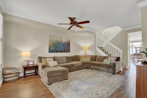 Cambridge At Abacoa, 133 Farmingdale Dr, Jupiter, Florida 33458, image 3