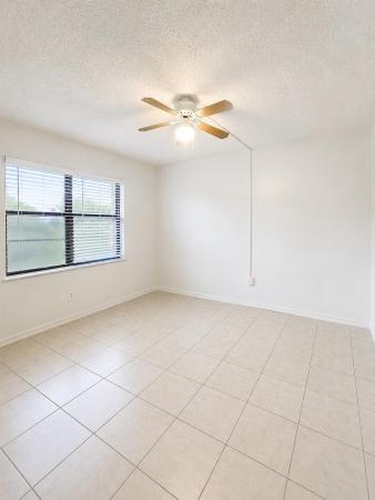 2050 Oleander Blvd #1-105, Fort Pierce, Florida 34950, image 1