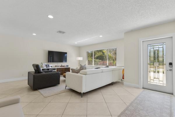 401 NE 10th Ter, Boca Raton, Florida 33432, image 1