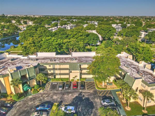 Lime Bay, 9090 Lime Bay Blvd #112, Tamarac, Florida 33321, image 2