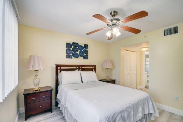 Grand View At Crestwood, 300 Crestwood Ct #307, Royal Palm Beach, Florida 33411, image 1