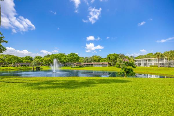 Palm-Aire Country Club 6, 3621 Oaks Clubhouse Dr #104, Pompano Beach, Florida 33069, image 1