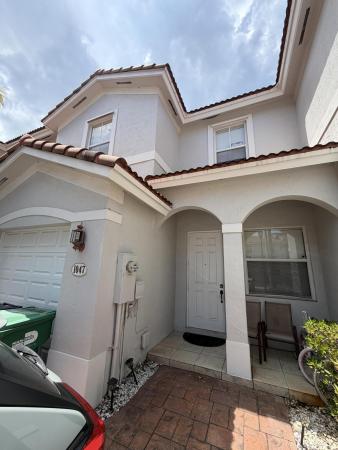1047 NE 208th St, Unincorporated Dade County, Florida 33179, image 1