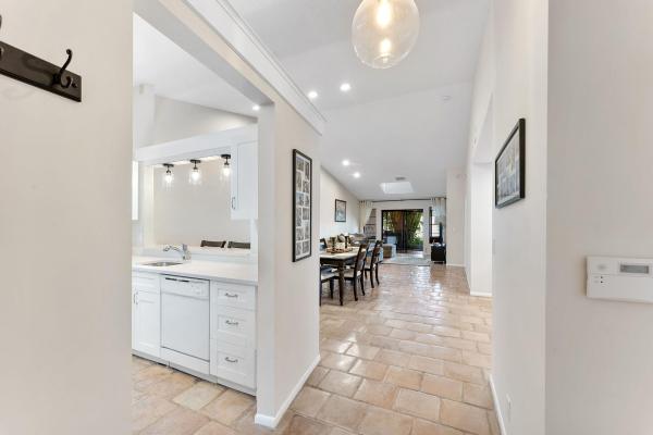 Palm Chase Lakes, 5861 Sunswept Ln #B, Boynton Beach, Florida 33437, image 2
