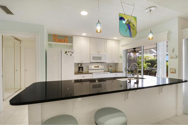 Sun Terrace At The Oaks, 10301 Chapman Oak Ct, Palm Beach Gardens, Florida 33410, image 1