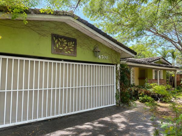 Westfield, 6700 NE 20th Way, Fort Lauderdale, Florida 33308, image 2