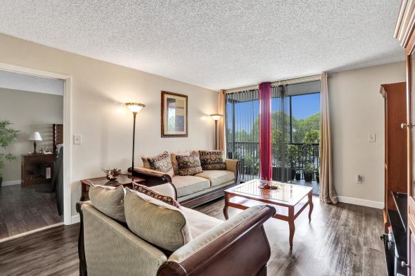 Inverwood Of Inverrary, 5570 NW 44th St #305A, Lauderhill, Florida 33319, image 3