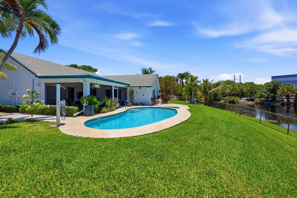 Waterford Homes, 1401 SW 28th Ter, Deerfield Beach, Florida 33442, image 1